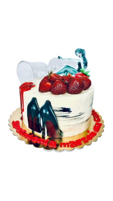 Tort dla Kobiety z kieliszkiem rozlanego wina i owocami