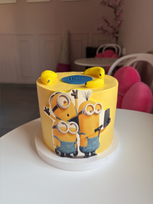 Tort minionki 